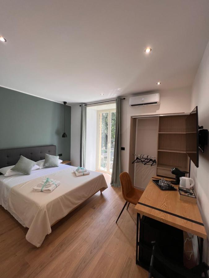 Relais Cavour Napoli Hotel ภายนอก รูปภาพ